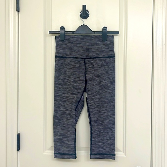 Lululemon Wunder Under Hi-Rise 1/2 Tight - Picture 5 of 8